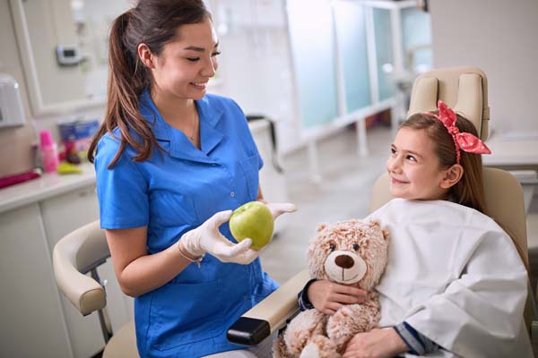 When Should Children Start Seeing A Family Dentist?